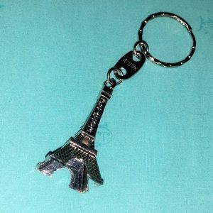 Cute Eiffel Tower key chain